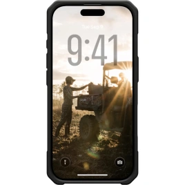 Чехол UAG MagSafe Monarch Pro для iPhone 17 Carbon Fiber